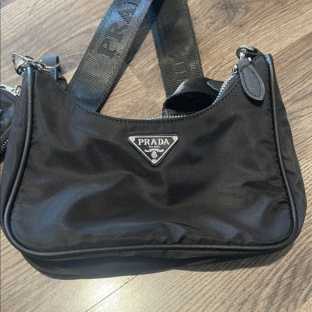 Black Nylon Shoulder Bag - Picture 6 of 7